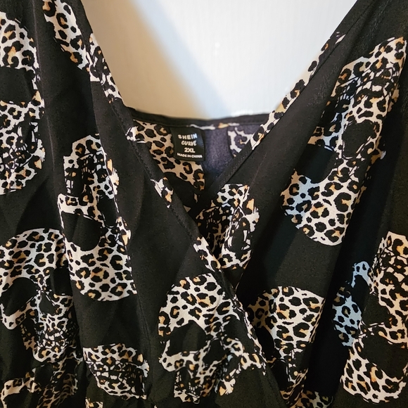 Shein Curve Black/Leopard Skull Print Women's Romper 2xl - Picture 3 of 3